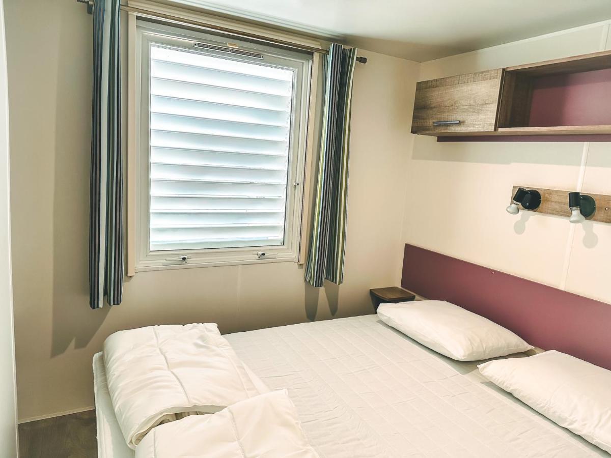 3 Bedroom Chalets Camping Lei Suves - Joycasa Roquebrune-sur Argens Ngoại thất bức ảnh