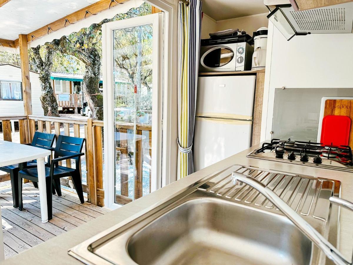 3 Bedroom Chalets Camping Lei Suves - Joycasa Roquebrune-sur Argens Ngoại thất bức ảnh