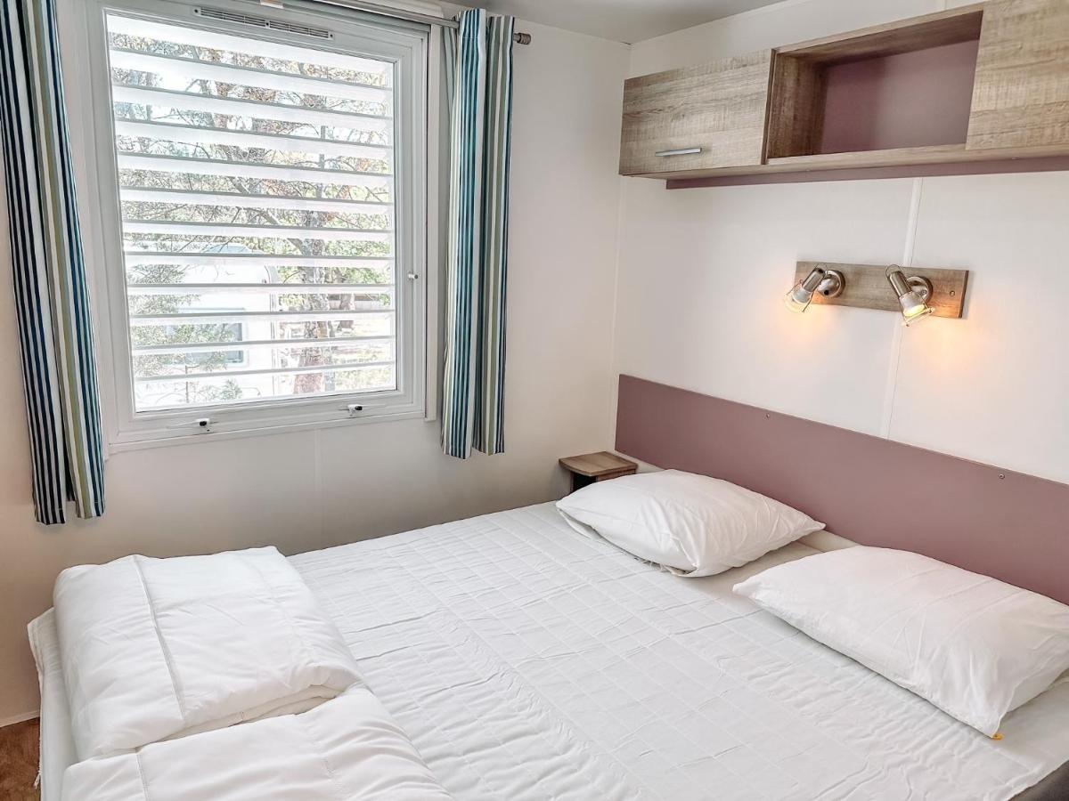 3 Bedroom Chalets Camping Lei Suves - Joycasa Roquebrune-sur Argens Ngoại thất bức ảnh