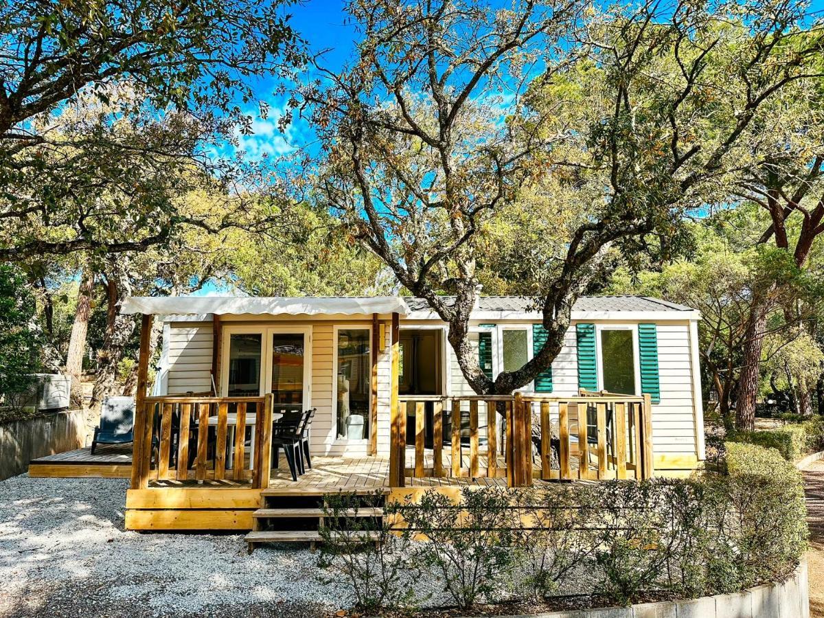 3 Bedroom Chalets Camping Lei Suves - Joycasa Roquebrune-sur Argens Ngoại thất bức ảnh