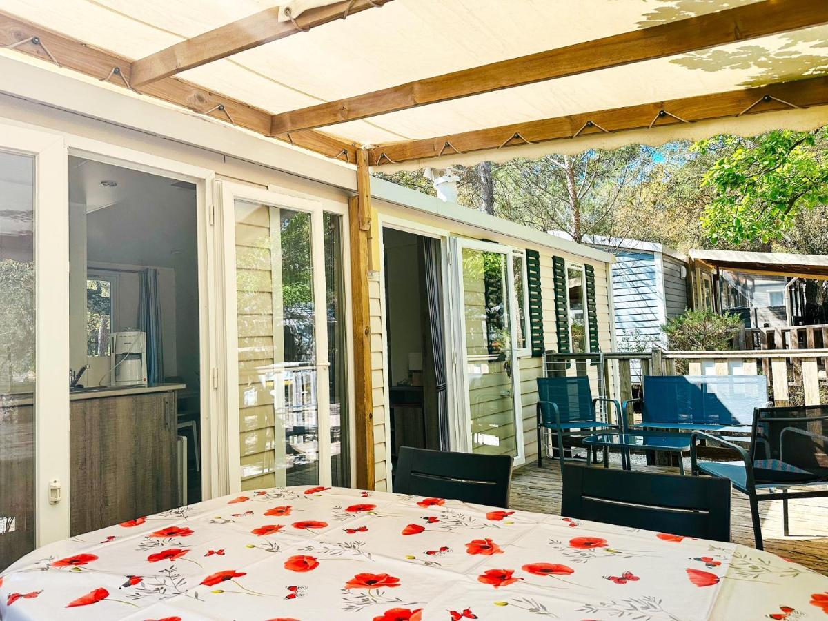 3 Bedroom Chalets Camping Lei Suves - Joycasa Roquebrune-sur Argens Ngoại thất bức ảnh